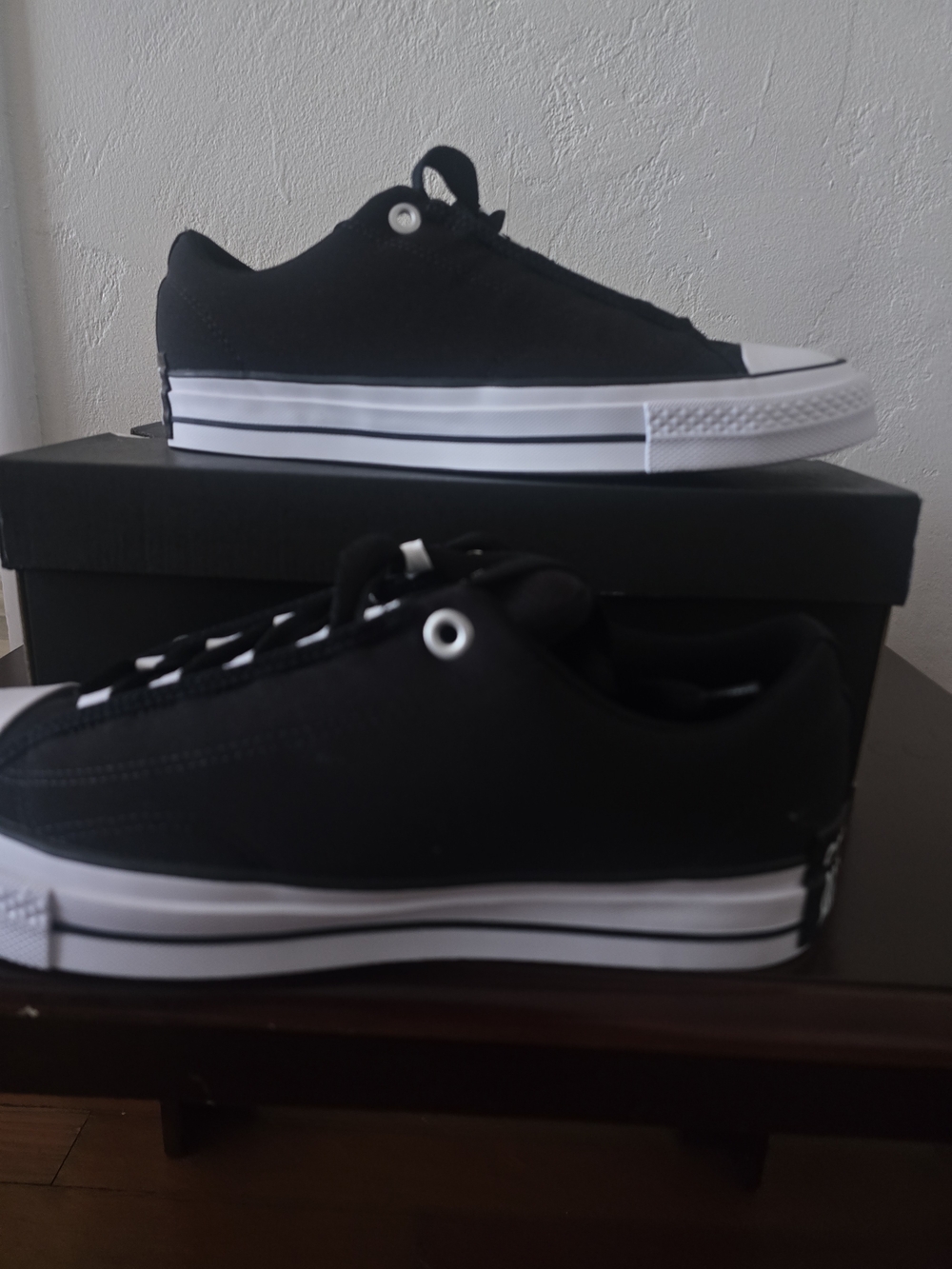 Men's Black Low-Top Canvas Sneakers